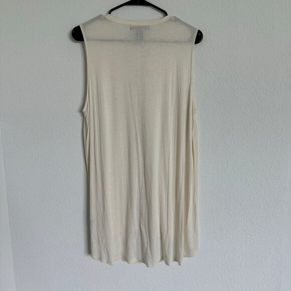 August Silk Sleeveless Button Up Layered Top. Size XL - Picture 2 of 6